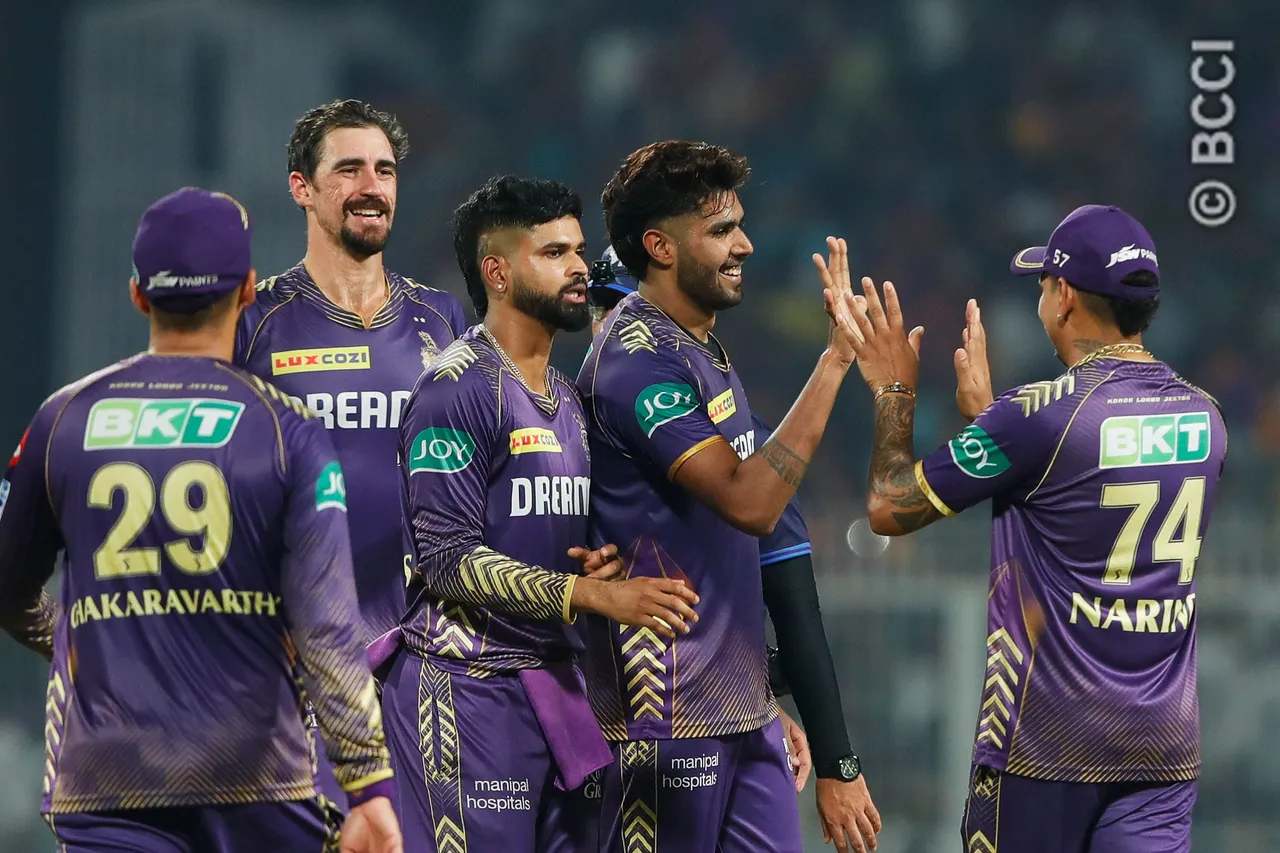 ‌IPL 2024 | Twitter reacts to Varun three-fer and swashbuckling Salt help KKR bounce back at home 