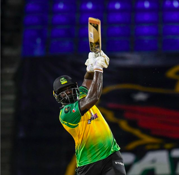 VIDEO | Jamaica Tallawahs opener Kennar Lewis' gigantic six lands outside the stadium 