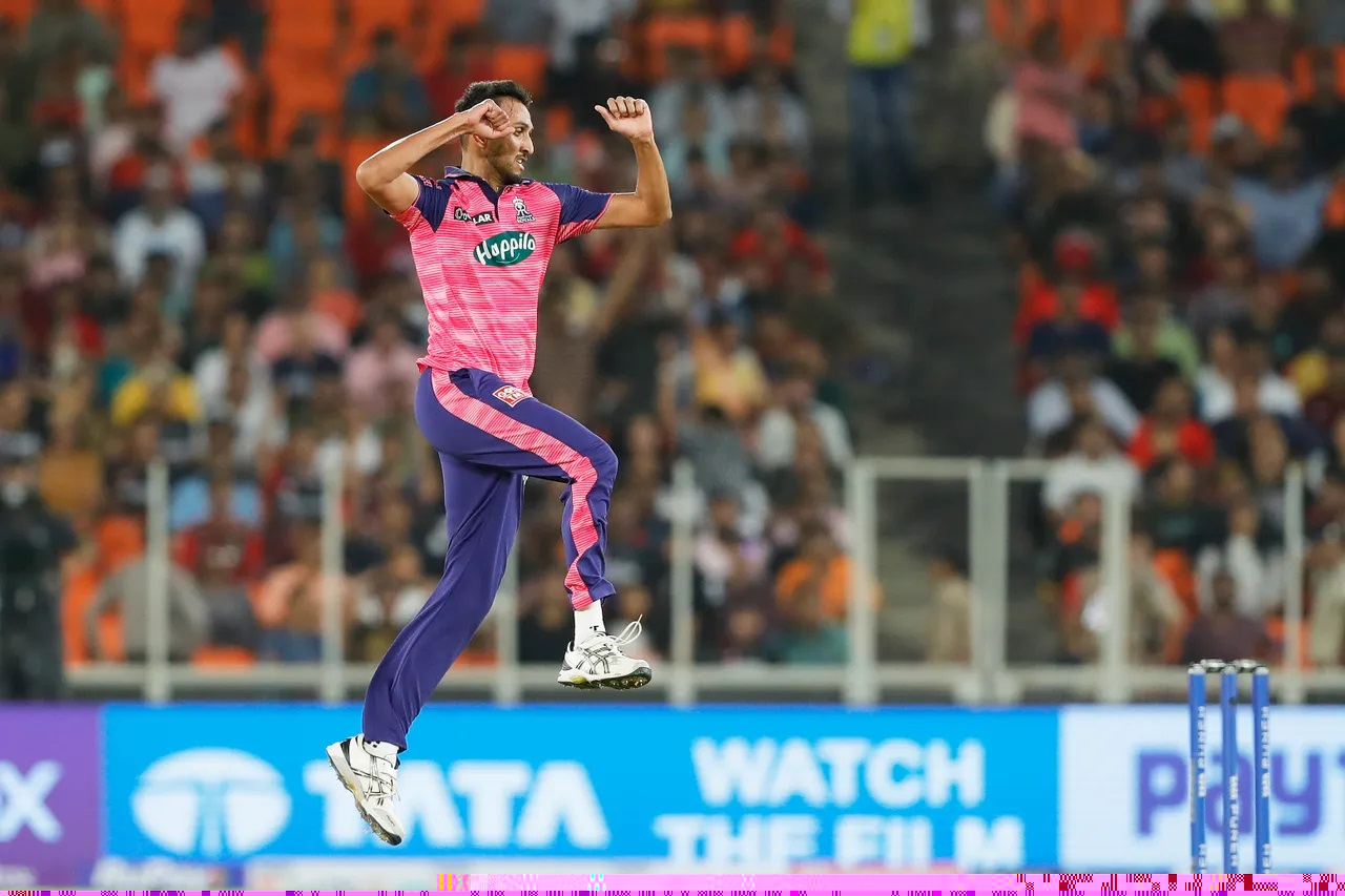 IPL 2022, RR vs RCB | Internet reacts as Prasidh Krishna rattles RCB with twin strikes