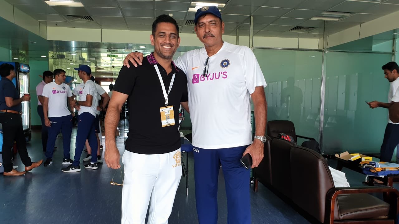 T20 World Cup 2021 | There will be no conflict between MS Dhoni and  Ravi Shastri, says Aakash Chopra