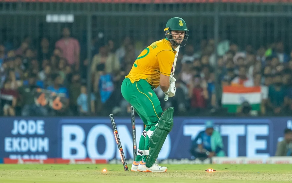 IND vs SA, 3rd T20I | Internet reacts to South Africa almost wasting free-hit after Rilee Rossouw gets hit-wicket before ball is bowled