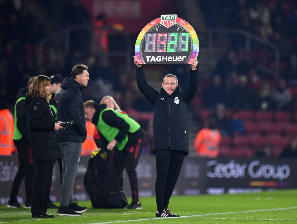 Reports | Premier League managers looking to reintroduce five substitutes rule