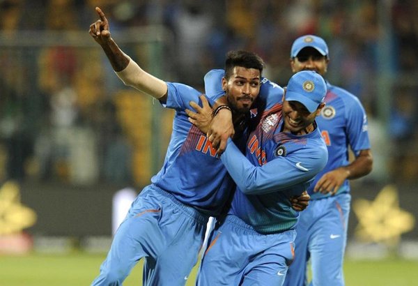 Thought my career was over after bowling my first eight balls, reveals Hardik Pandya