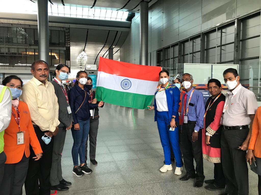 2021 Tokyo Olympics | Sania Mirza and Ankita Raina leave for Tokyo 