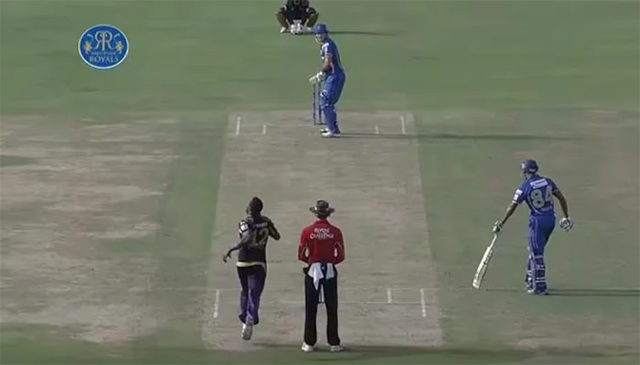 Andre Russell confusing Shane Watson in his delivery.