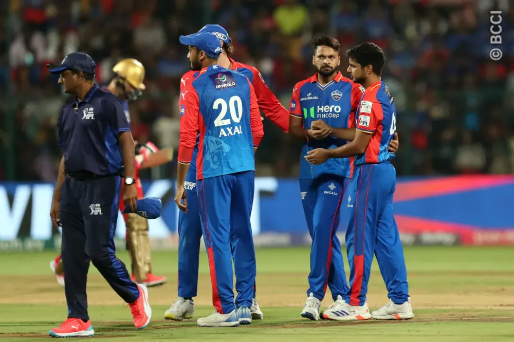 RCB vs DC | Twitter abuzz as Delhi Capitals' fielders fumble easy catches granting Jacks-Patidar a series of lifelines