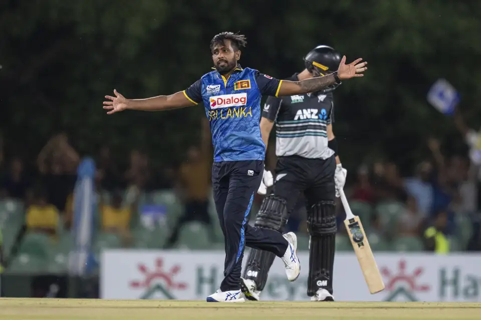 WATCH, SL vs NZ | Thushara gets second T20I off to sensational start with unplayable swinging yorker