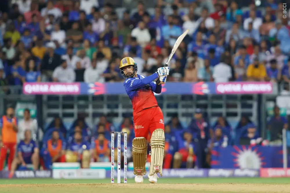 IPL 2024 | Twitter and Kohli lauds back-in-form Patidar smoking Hardik in MI’s home