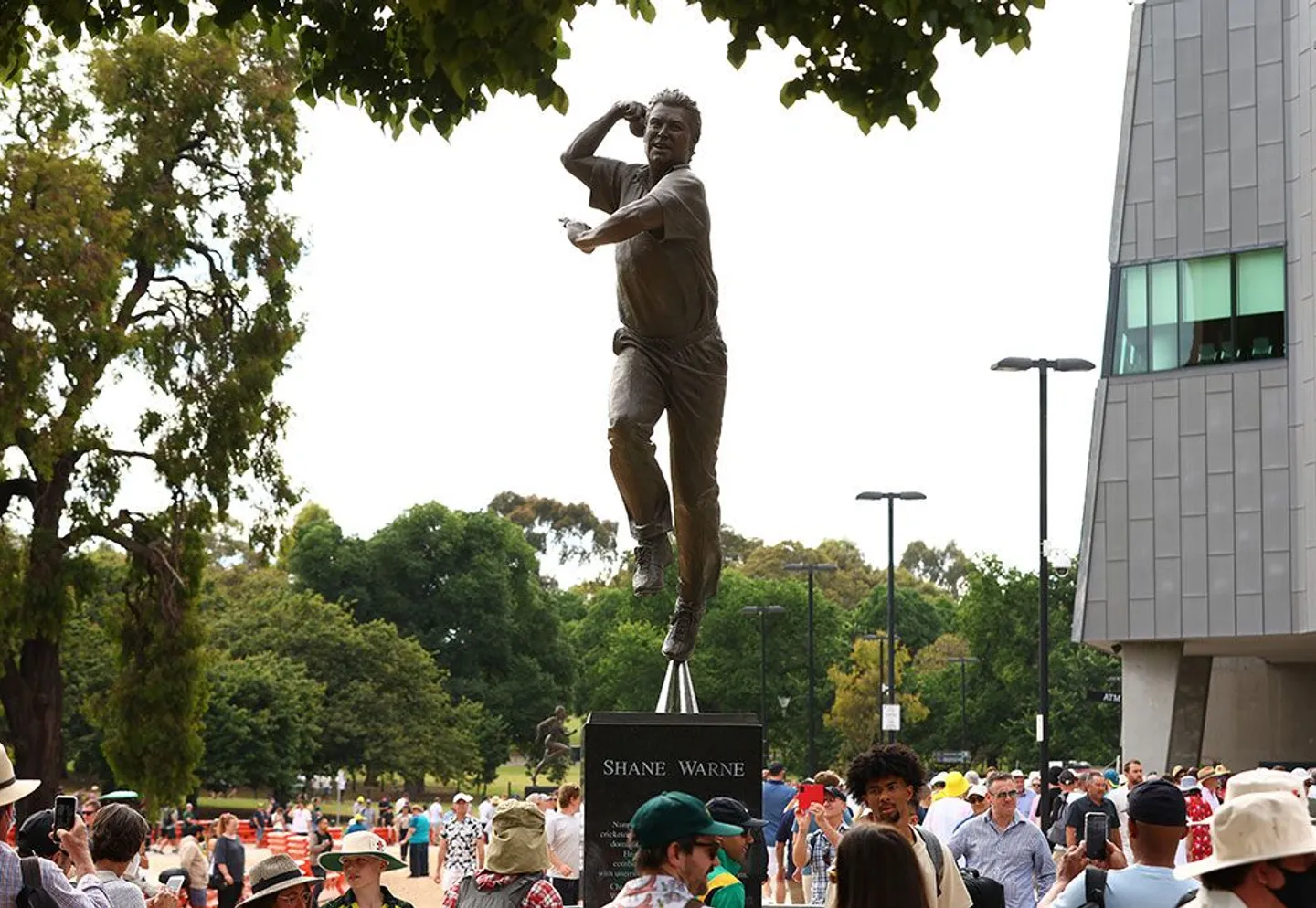 AUS vs PAK | Twitter reacts as MCG thoughtfully doffs hat to Australia's 350th Test player Shane Warne