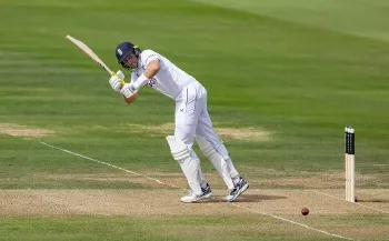 ‌ENG vs SL | Twitter lauds Joe Root’s greatness to equal Sir Alastair Cook by sitting atop in Test century charts