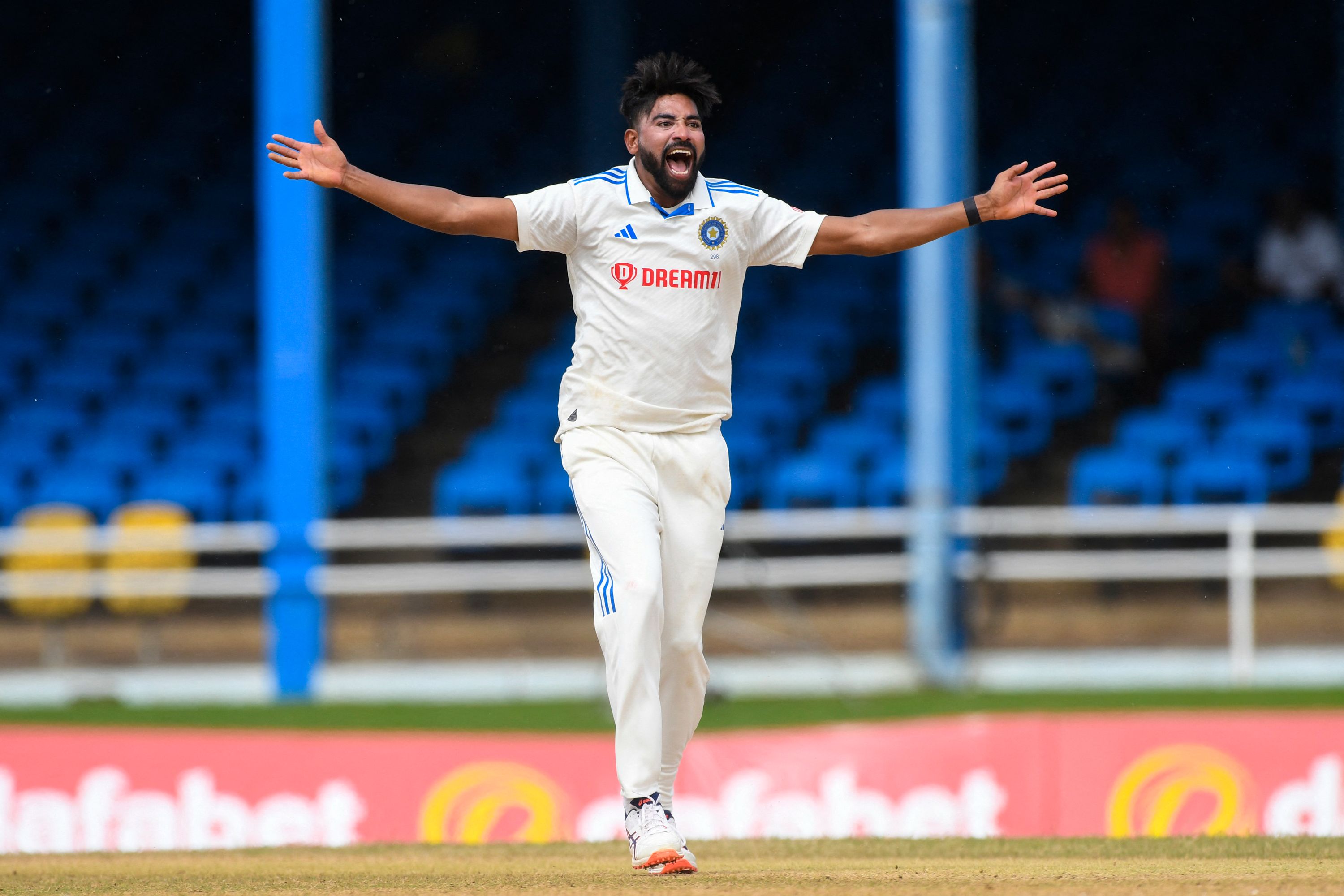 WI vs IND | Twitter reacts as India tightens their hold thanks to Siraj's five-for on Day 4