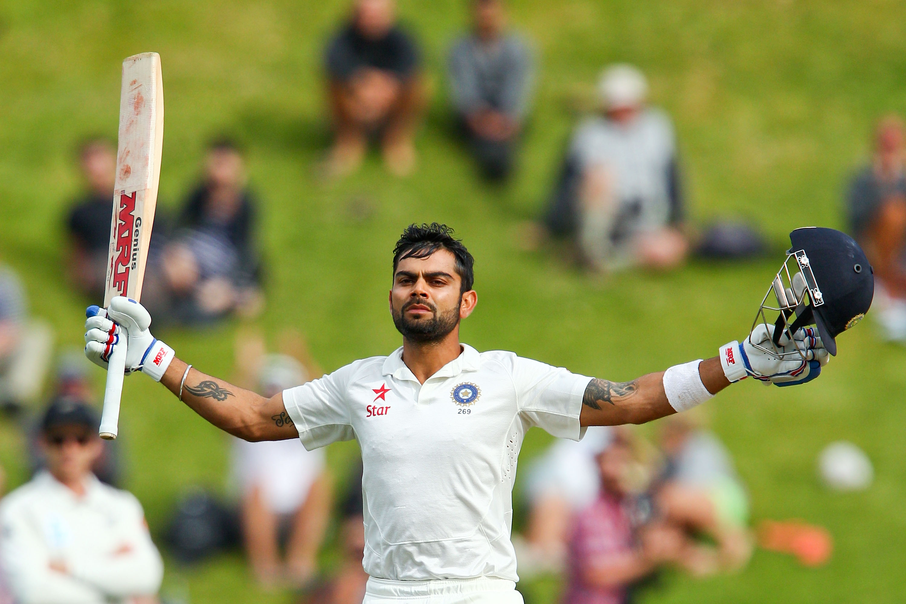 Twitter reacts to Kohli, Pujara, and the #VizagDog on day 1 of Vizag Test