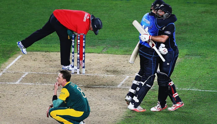 Dale Steyn sits in disbelief after New Zealand knocked them out of the 2015 ODI World Cup.