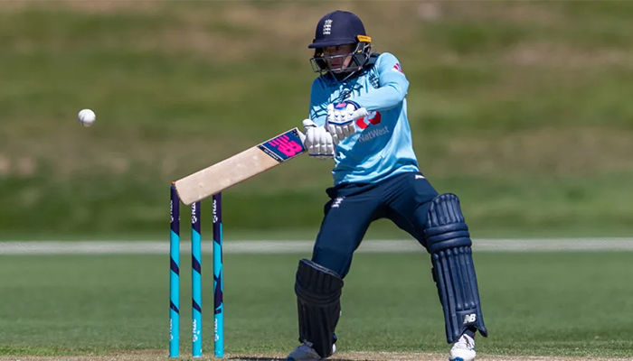 Danni Wyatt batting against New Zealand in the 2021 series.