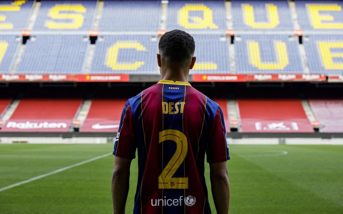 Barcelona sign Ajax full-back Sergino Dest for a fee rising upto €26 million