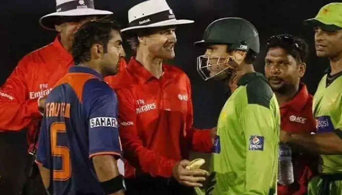 Gautam Gambhir and Kamran Akmal in an altercation during an India vs Pakistan clash.