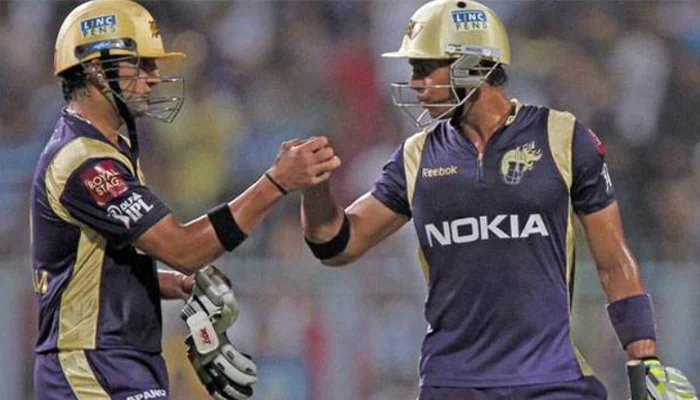 Gautam Gambhir and Manoj Tiwary during a match for Kolkata Knight Riders.