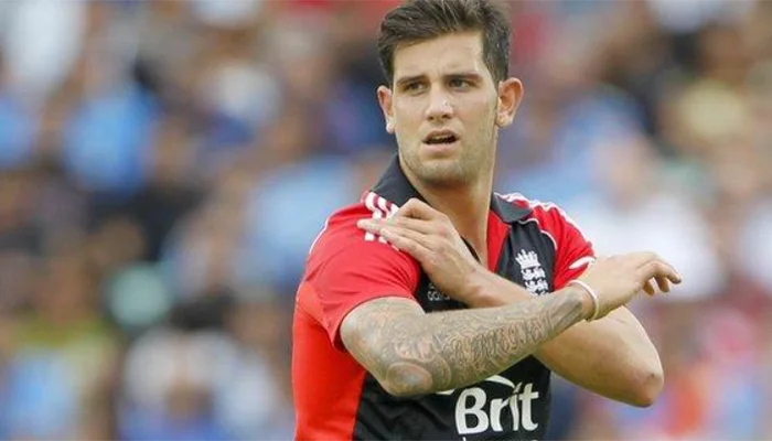 Jade Dernbach playing for the England team.