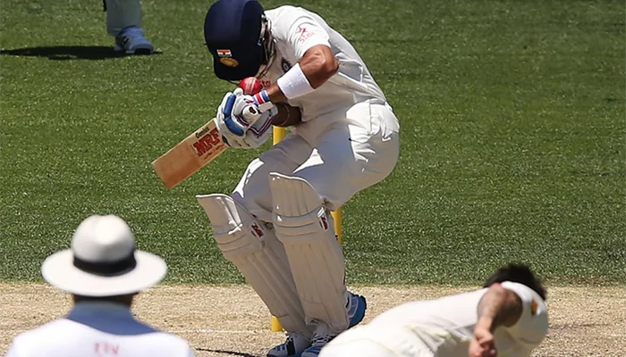 Mitchell Johnson’s bouncer that hit Virat Kohli on the head.