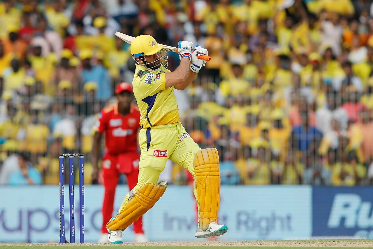 IPL 2023, CSK vs PBKS | Twitter thanks umpires as their controversial ruling fuels MSD carnage