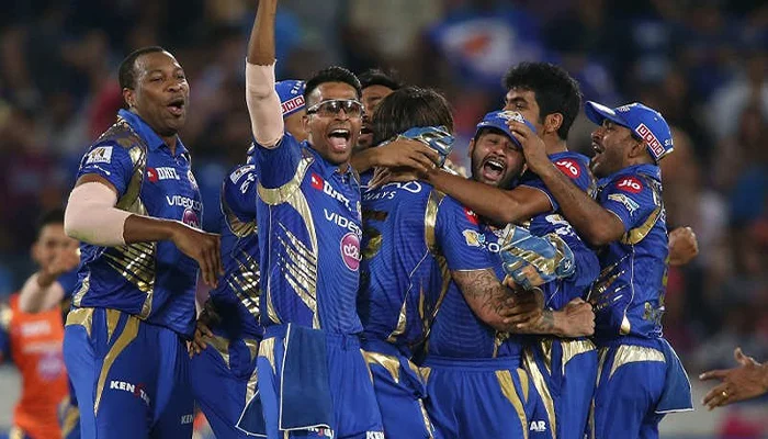 Mumbai Indians vs Pune Warriors India.