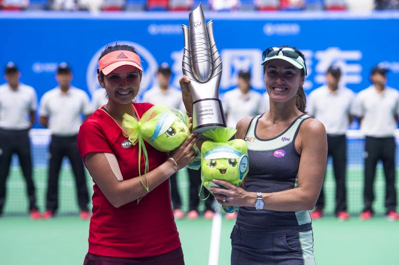 Mirza-Hingis clinch title No 7 of the season