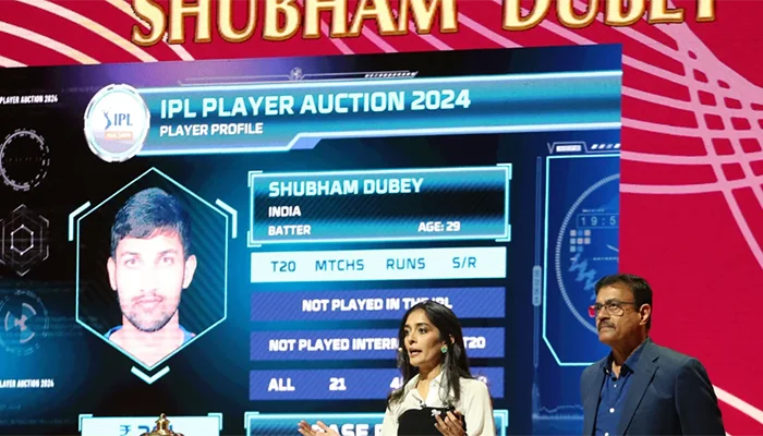 Shubham Dubey being sold in the IPL Auction.